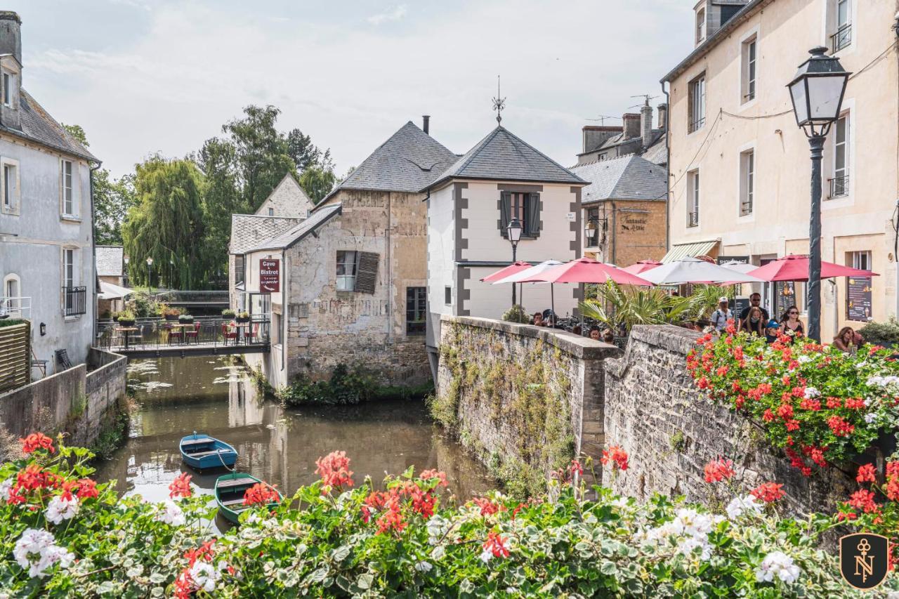 Large Apartment For 6 People In Bayeux Exterior photo